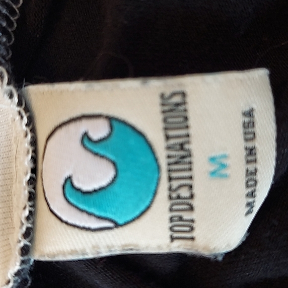 Graphic Tee "Monterey CA" - Picture 7 of 8